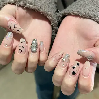 ネイル パラあり！フィルイン 美フォルムのネイルデザイン