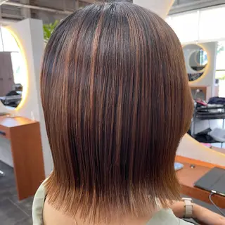 ミディアム 佐藤 菜穂のヘアスタイル