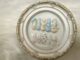 ネイル MIKIネイル YUKAのネイルデザイン