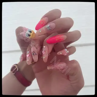 ネイル Moonstone Salonのネイルデザイン