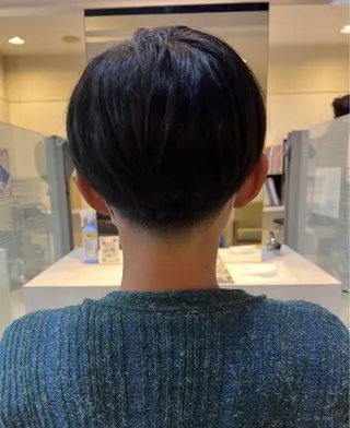 ショート メンズ ハイライト特化小澤 奈津美のヘアスタイル