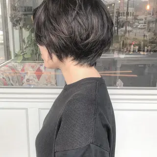 ショート カラー ヘアアレンジ Mariana/ 鶴原-ハイライトのヘアスタイル