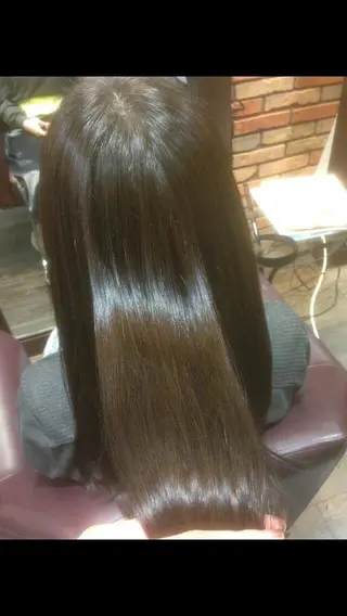 カラー ロング 辻 竜也　のヘアスタイル