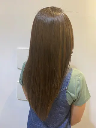 ロング 鈴木 紗耶子のヘアスタイル
