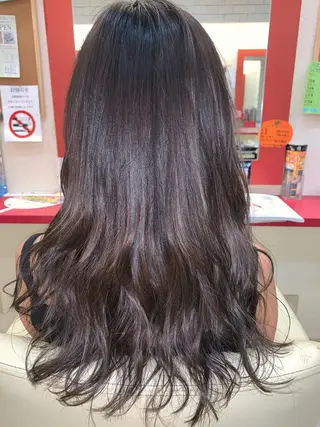 ロング カラー ヘアアレンジ 今村公介 ブリーチ特化、派手髪のヘアスタイル