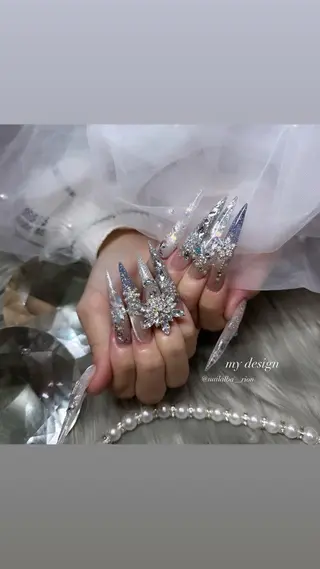 ネイル 加納 莉音のネイルデザイン