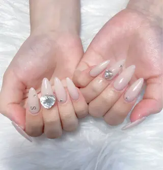 ネイル Hin Hana Nailのネイルデザイン