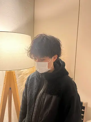 ショート ⚡メンズパーマフ ェードカットTomyのヘアスタイル