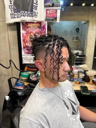 セミロング パーマ ヘアアレンジ メンズ BINGO HAIR WORKS 【ビンゴヘアワークス】所属・🎱メンズフェード 特化HYOGA🎱のヘアスタイル