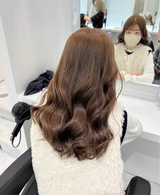 ロング カラー ヘアアレンジ 🫧モテる💗ダメー ジレスハイトーン🫧のヘアスタイル