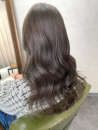 セミロング レイヤーカット/透明 感カラー🩵中村友美のヘアスタイル