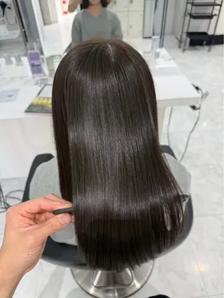 ロング グレージュ🩶/韓国 /赤み消しカラー♬のヘアスタイル