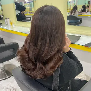 カラー ヘアアレンジ mai🍑暖色カラー /レイヤー💖のヘアスタイル