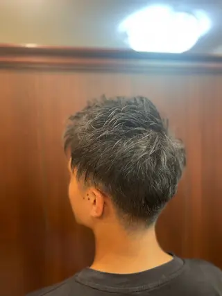 ショート ヒロ銀座　　　御徒町所属・ヒロ銀座　小林 透真のヘアスタイル