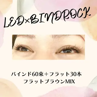 マツエク・マツパ carpe Maraisのヘアスタイル