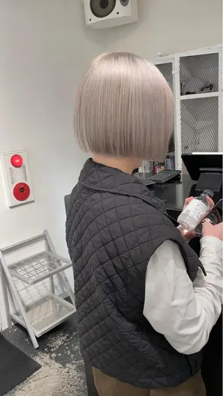 ショート カラー ヘアアレンジ 艶ハイトーン/ヘア アレンジAYAKAのヘアスタイル