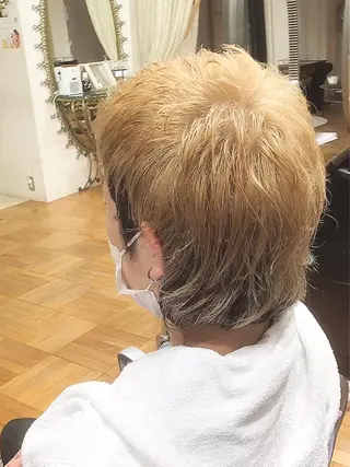 ショート カラー メンズ ✨デザインカラー✨ ハイトーン　森貴章のヘアスタイル