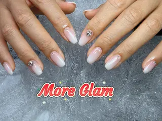 ネイル More Glam 池袋東口店のネイルデザイン