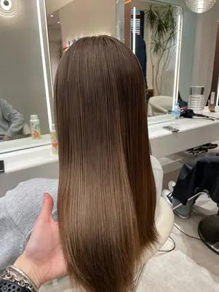 セミロング 💘MICOTO藤沢 髪質改善ブリーチ💘のヘアスタイル