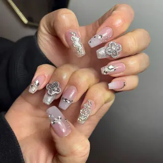 ネイル NORA nail UMEDA MAIのネイルデザイン