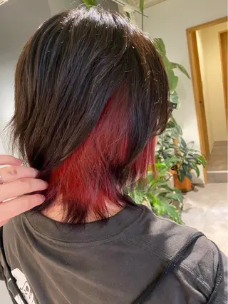 ミディアム カラー 佐藤 彩弥のヘアスタイル