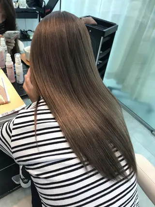 ロング カラー ヘアアレンジ 代表 KANZOのエステ・リラクイメージ