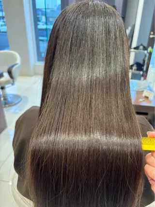 ロング カラー 福冨 由梛のヘアスタイル