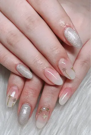 ネイル nail&eye Ariesのネイルデザイン