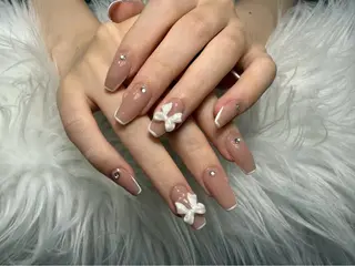 ネイル 🌈 Laule'aのネイルデザイン