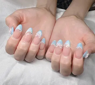 ネイル Lee Nailsのネイルデザイン