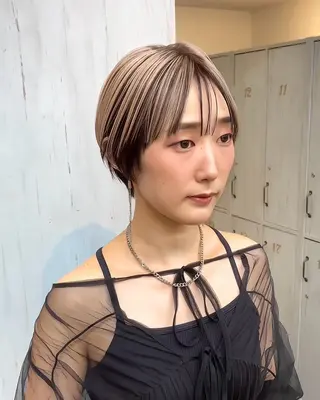 ショート カラー ✨原宿ハイトーン ブリーチ職人菊池のヘアスタイル