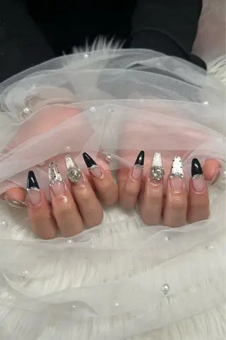 ネイル AOAQUA SHIORIのネイルデザイン