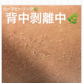 ロング カラー パーマ ヘアアレンジ メンズ キッズ ネイル マツエク・マツパ ハーブピーリング専門 🌿モッカのエステ・リラクイメージ