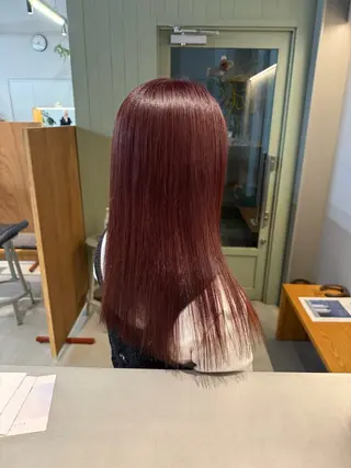 ロング カラー 島田 果央のヘアスタイル