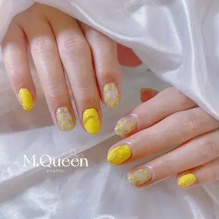 ネイル MQueen ネイルサロンマルのネイルデザイン