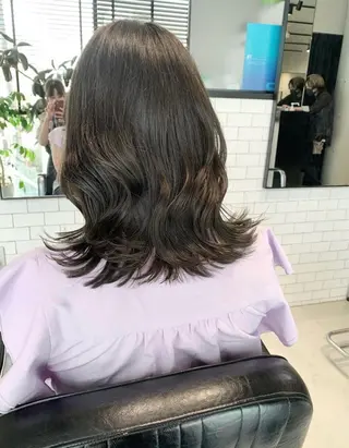 セミロング カラー 透明感/オリーブ/ グレージュ/YUKAのヘアスタイル