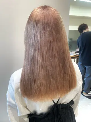 セミロング カラー レイヤーカット/ブラ ウンカラー/河野凜のヘアスタイル