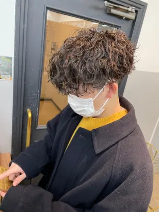 パーマ メンズ シャドウパーマ/ 波巻パーマYu-Kiのヘアスタイル