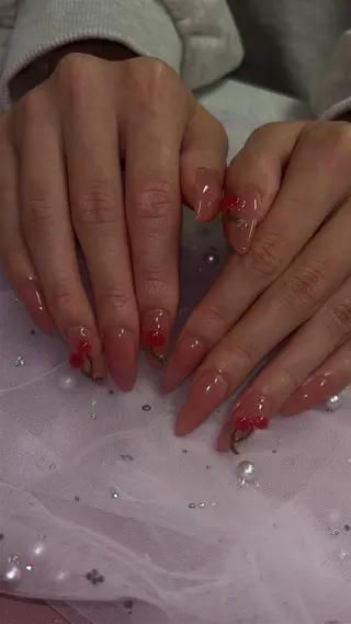 ネイル Lilith 🤍 Runaのネイルデザイン