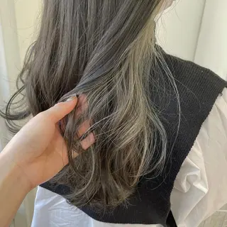 ロング カラー TRENCH　相澤 果歩のヘアスタイル