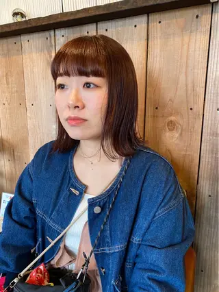 カラー 林 萌々のヘアスタイル