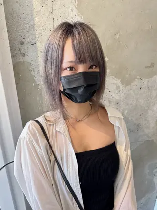 ミディアム カラー ウルフカット レイヤーカット上柿のヘアスタイル