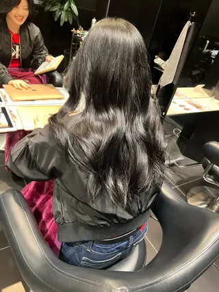 ロング カラー 5月予約解放しまし たイルミナ公認荒井のヘアスタイル