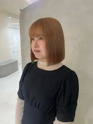 ミディアム カラー 切りっぱなしボブ/ 艶カラー/綾莉のヘアスタイル