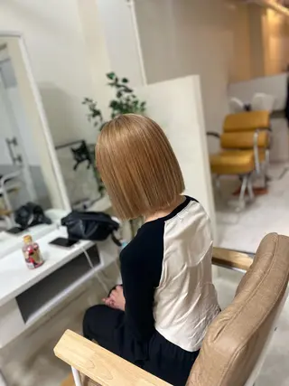 ミディアム カラー ミルクティー量産💙 💙ブリーチ特化💙のヘアスタイル