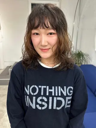 ミディアム パーマ 村岡 桃果のヘアスタイル