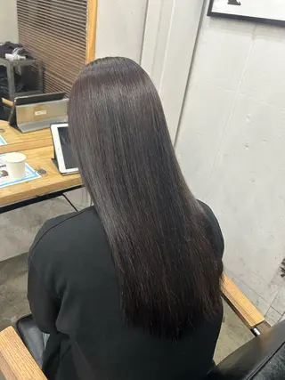 ロング カラー あやめ🪽 オリーブ/ハイトーンのヘアスタイル