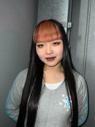 ロング 暖色カラー Ryokaのヘアスタイル