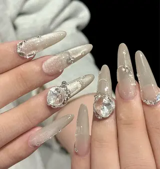 ネイル D-BEAUTY Nailsalonのネイルデザイン