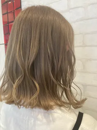 ミディアム 永倉 はるかのヘアスタイル